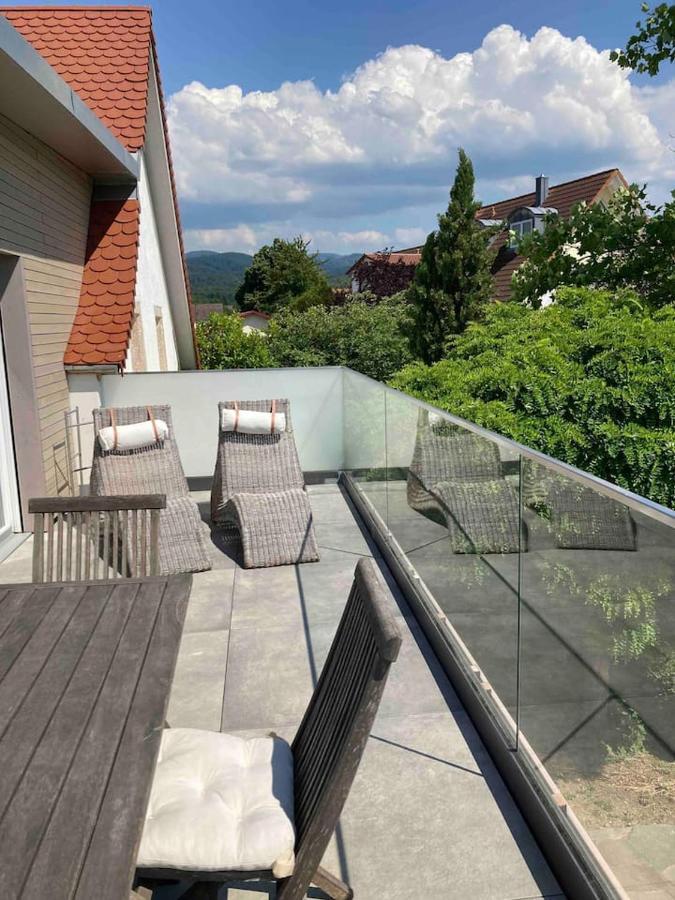 Neues Penthouse-Loft Mit Konuskarte Fuer Gratis Oepnv Apartman Ehrenkirchen Kültér fotó