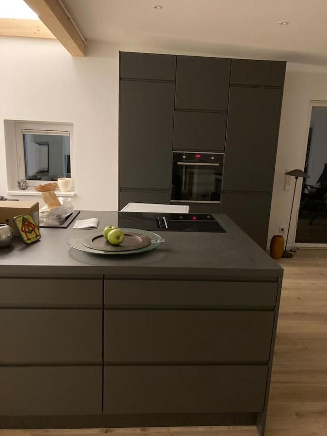Neues Penthouse-Loft Mit Konuskarte Fuer Gratis Oepnv Apartman Ehrenkirchen Kültér fotó