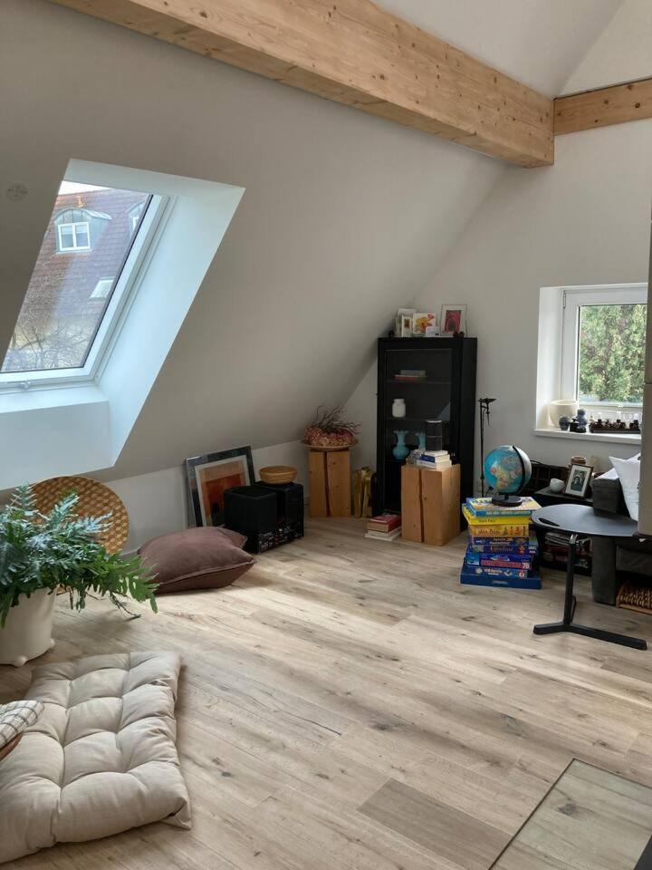 Neues Penthouse-Loft Mit Konuskarte Fuer Gratis Oepnv Apartman Ehrenkirchen Kültér fotó