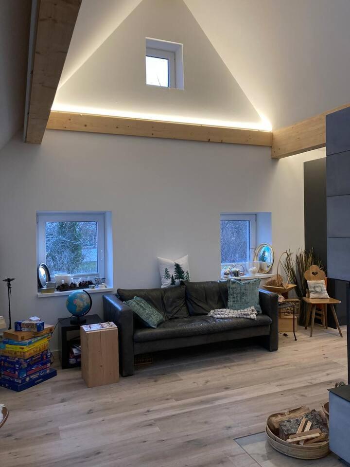 Neues Penthouse-Loft Mit Konuskarte Fuer Gratis Oepnv Apartman Ehrenkirchen Kültér fotó