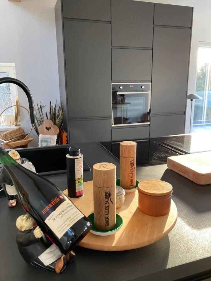 Neues Penthouse-Loft Mit Konuskarte Fuer Gratis Oepnv Apartman Ehrenkirchen Kültér fotó