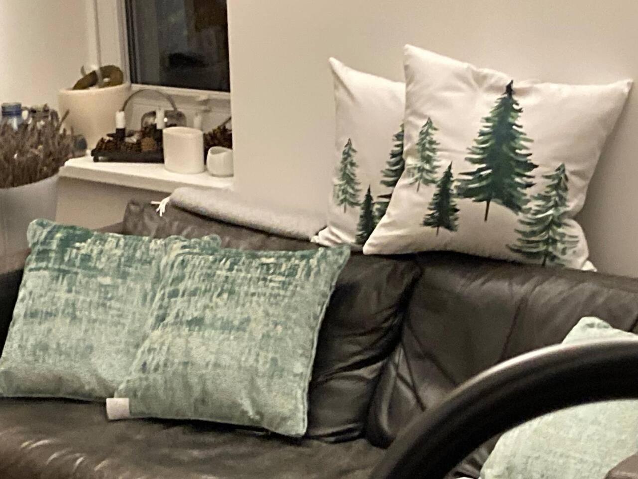 Neues Penthouse-Loft Mit Konuskarte Fuer Gratis Oepnv Apartman Ehrenkirchen Kültér fotó
